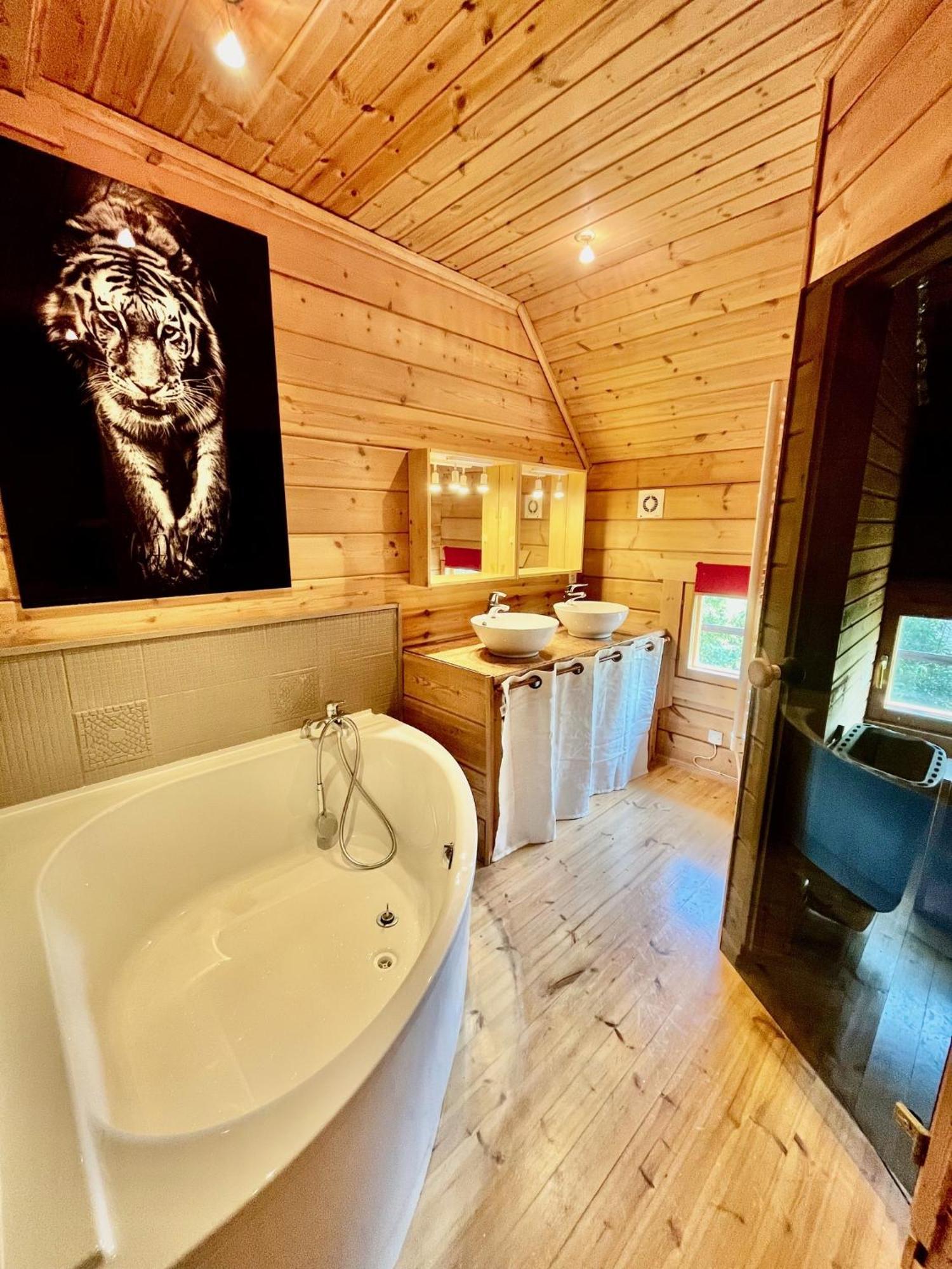 Les Villas D' Onalou Port Blanc Penvenan Bagian luar foto